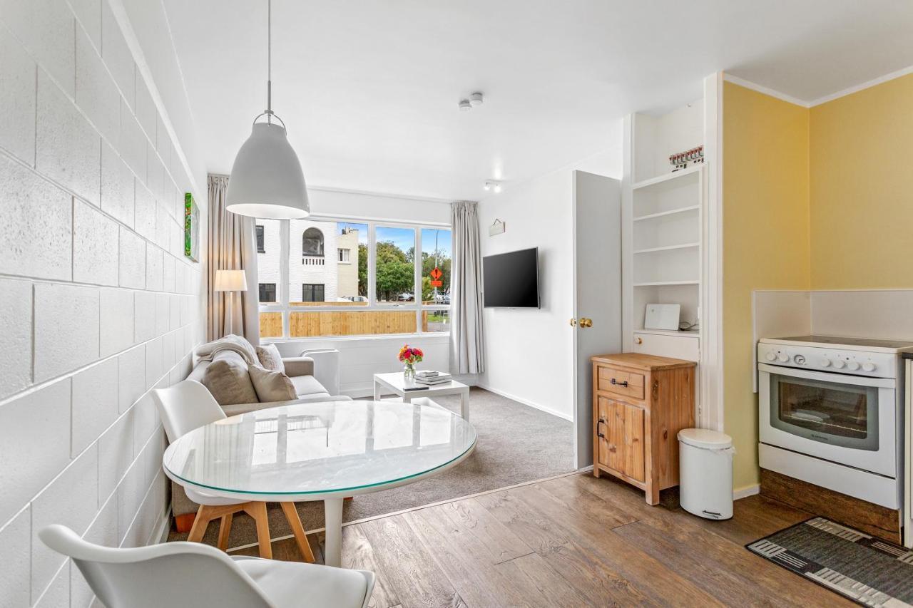One Bedroom Apartment, Heart Of Newmarket Auckland Eksteriør billede
